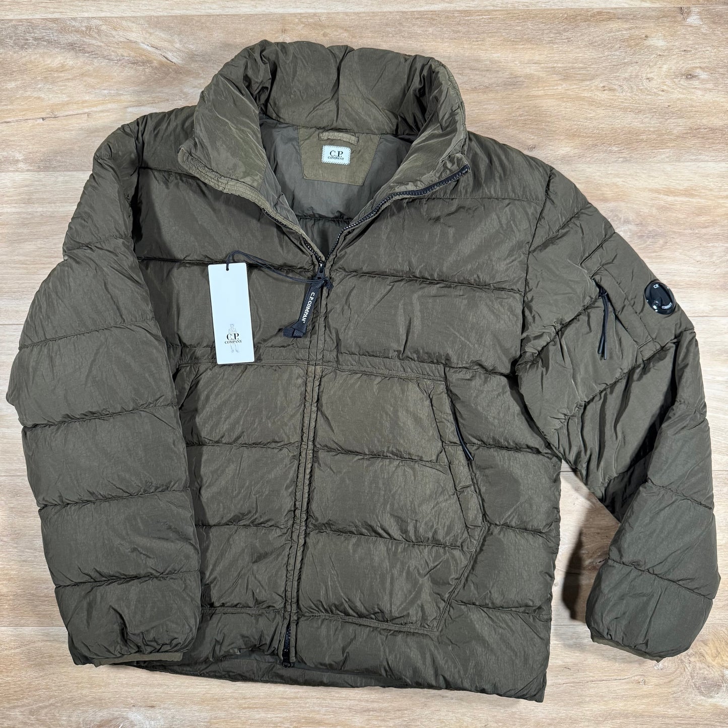 CP Company Chrome-R Down Lens Jacket in Ivy Green