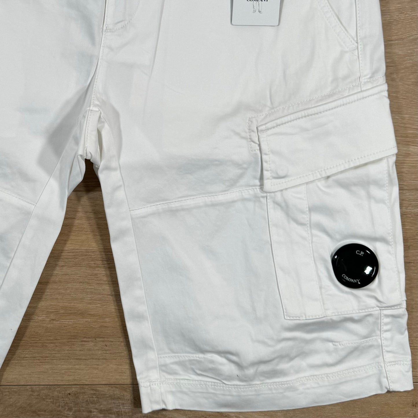 CP Company Stretch Sateen Lens Cargo Shorts in Gauze White