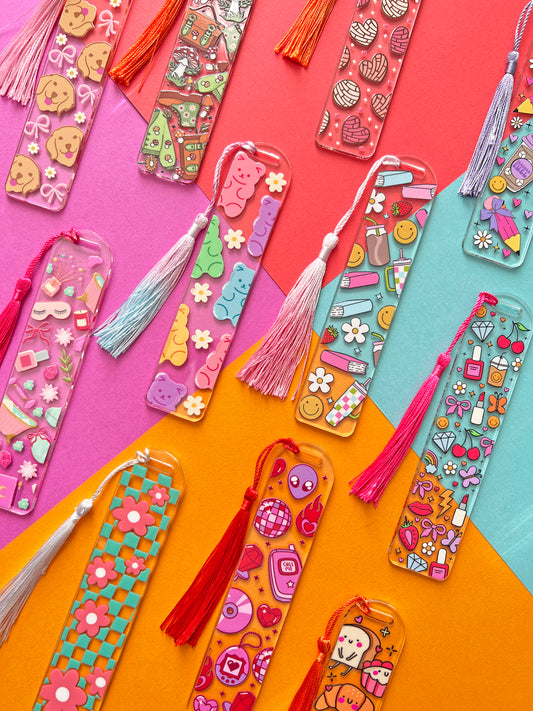 CP Company Extra Fine Merino Wool Lens Beanie in Navy