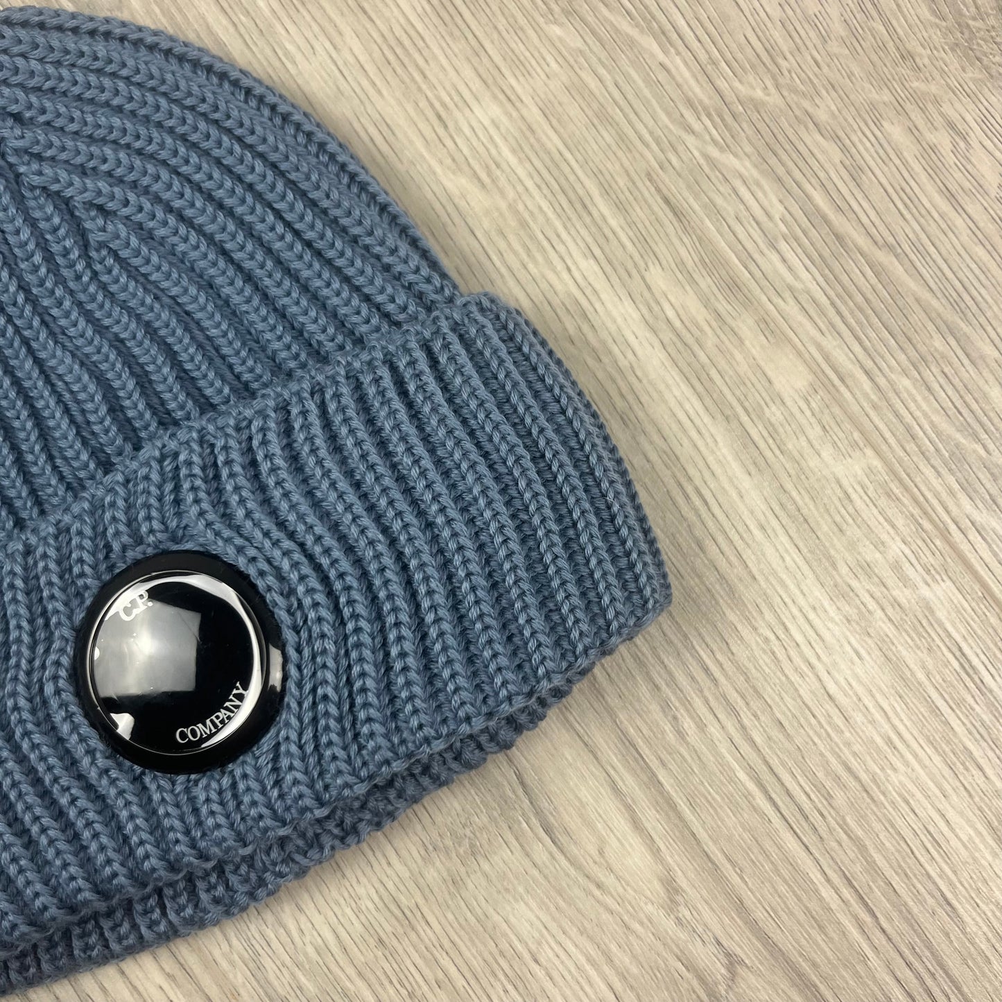CP Company Lens Beanie - Flint Stone